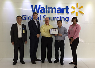 Award to Zeng Ming from Wal-Mart Stores, Inc